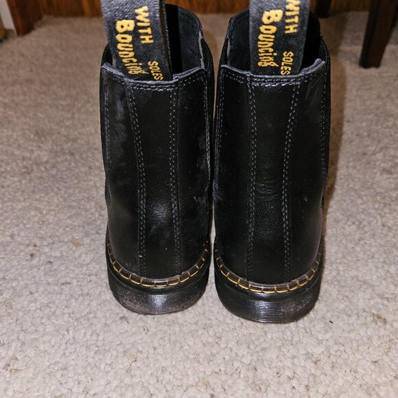 Dr. Martens AirWair Chelsea Boots - Picture 3 of 4